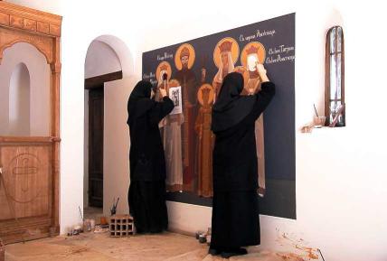 Renewal of the fresco painting